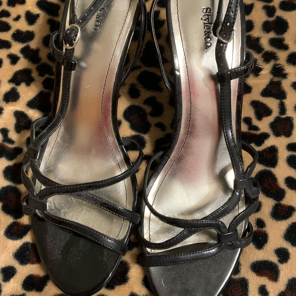 3/$15 Style &Co Shoes